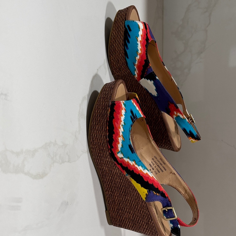 Mootsies Tootsies Multicolor Wedge Slingbacks
